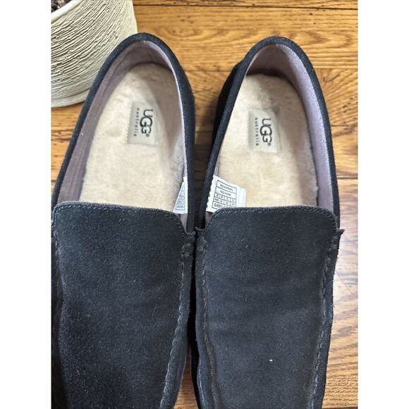 UGG Slippers Mens 10 Shearling Slip On Flats Black Suede Sheepskin - Picture 3 of 6